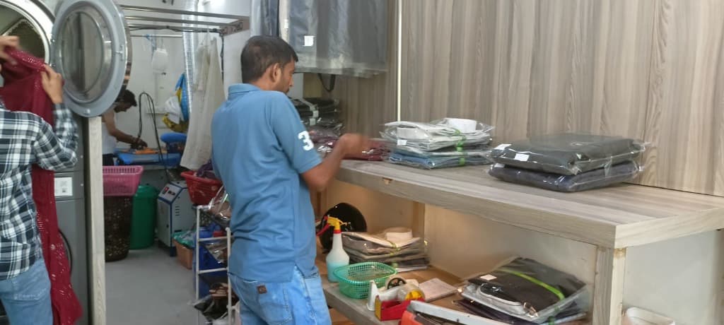 Cleanz24 - Sector 137 Noida - Photo 4