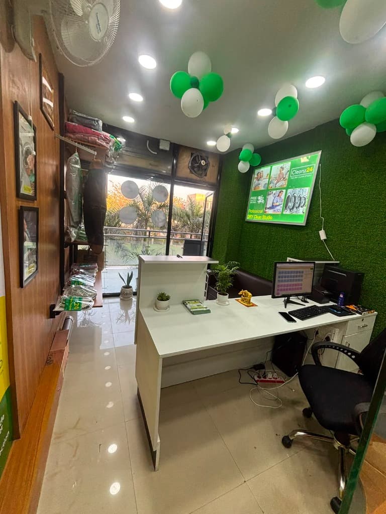 Cleanz24 - Swarn Nagari Greater Noida - Photo 3